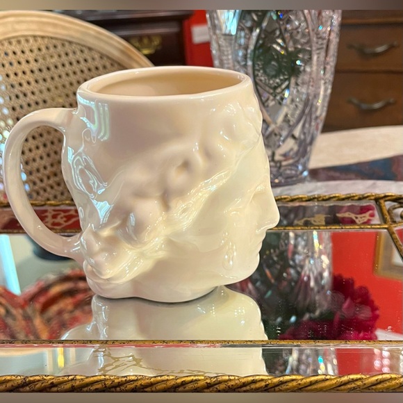 Collectible Sculpted Ceramic Greek Apollo White Mug, God of Music & Poetry - Picture 4 of 13